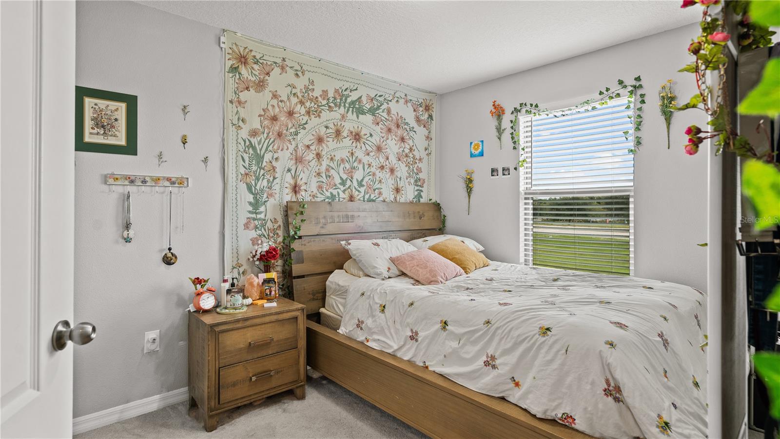 Image 17 of 32 For 1283 Flowing Tide Drive