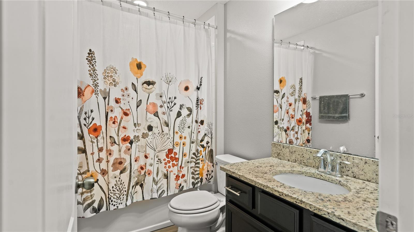 Image 18 of 32 For 1283 Flowing Tide Drive