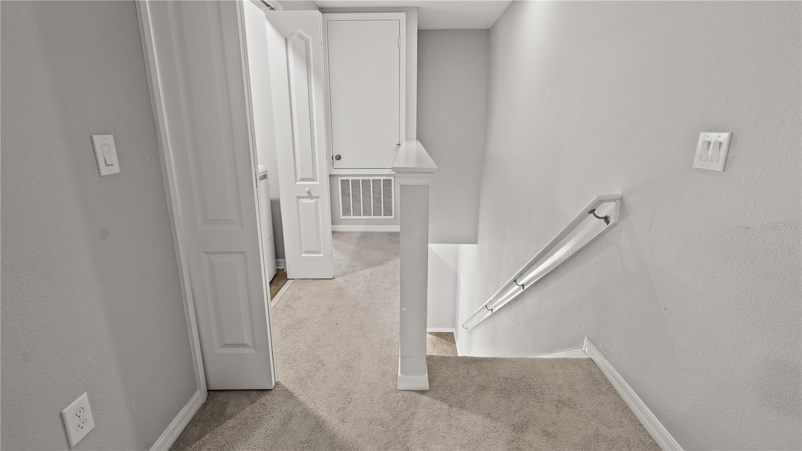 Image 27 of 32 For 1283 Flowing Tide Drive