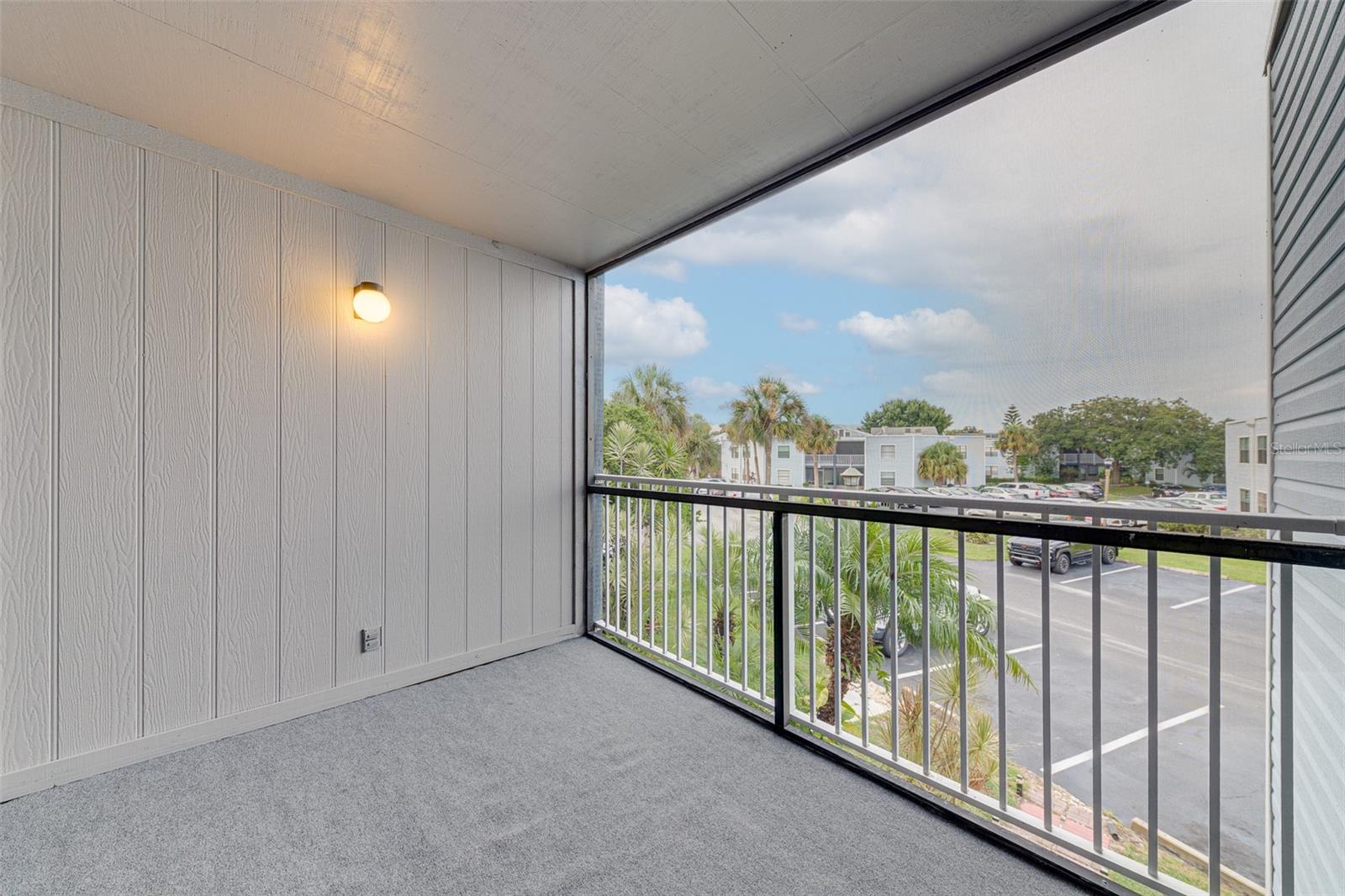 Image 21 of 24 For 4004 Atrium Drive 4