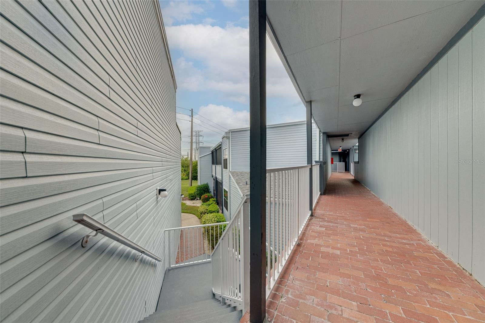 Image 3 of 24 For 4004 Atrium Drive 4