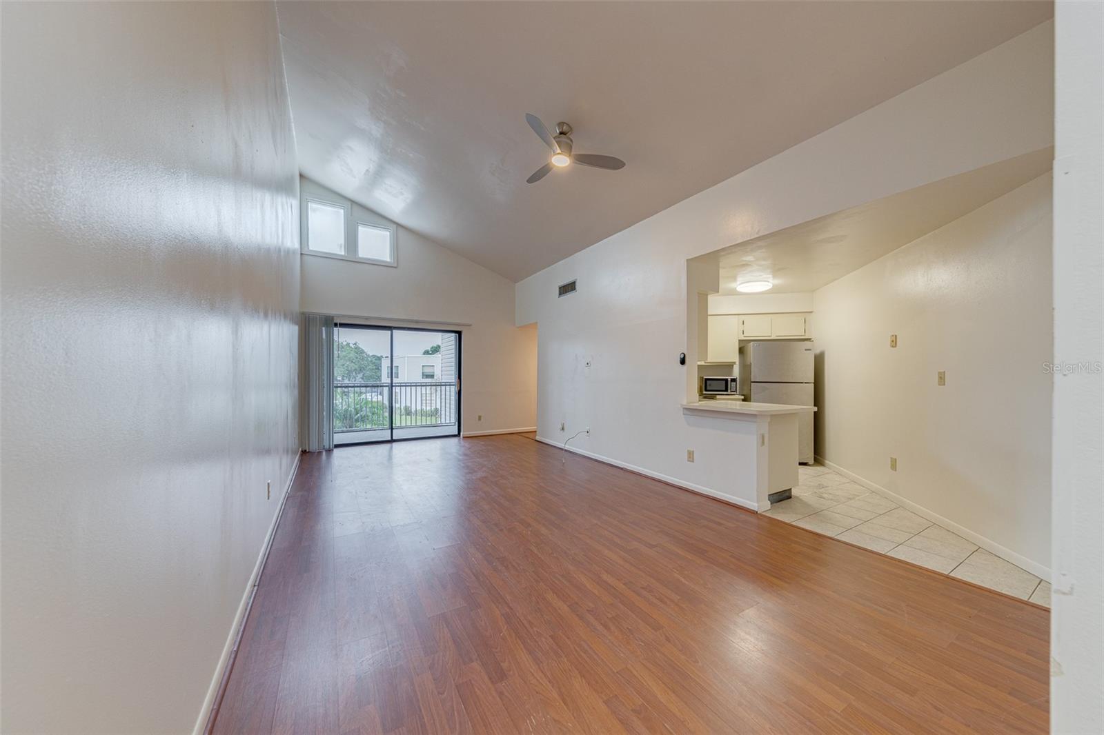 Image 5 of 24 For 4004 Atrium Drive 4