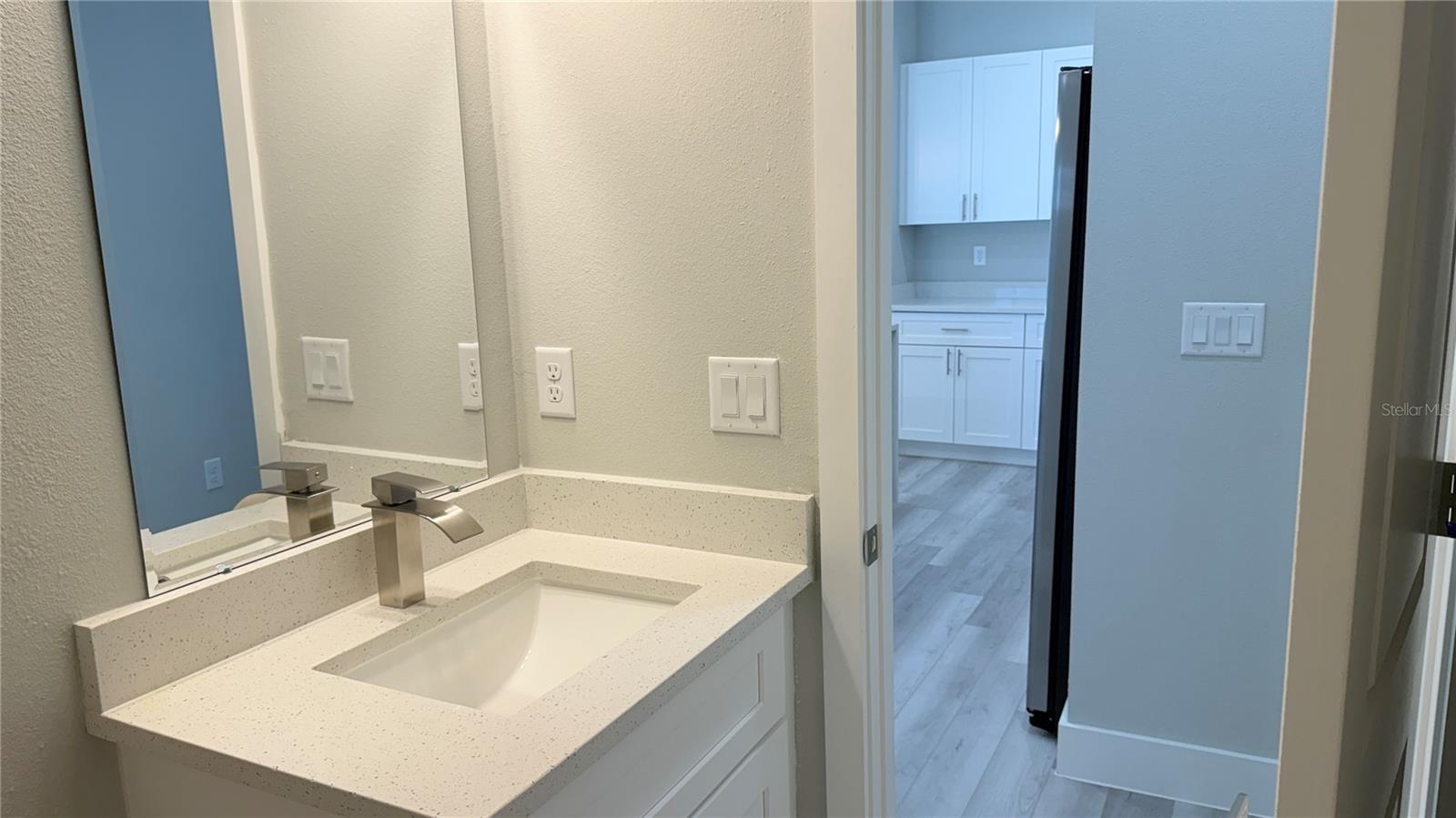 Image 15 of 27 For 18097 Cochran Boulevard