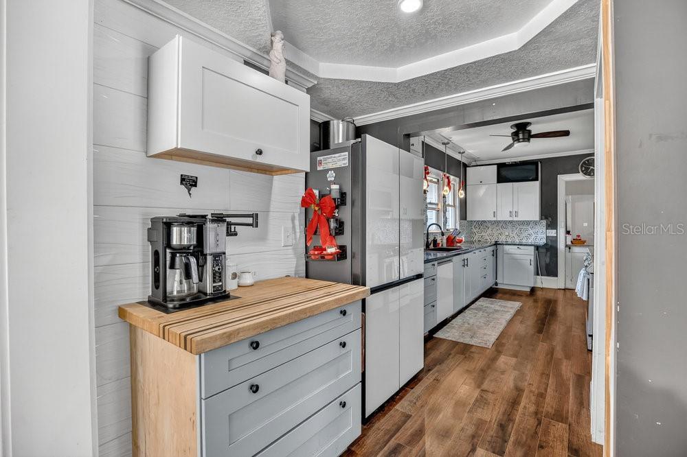 Image 21 of 77 For 2004 Lily Court