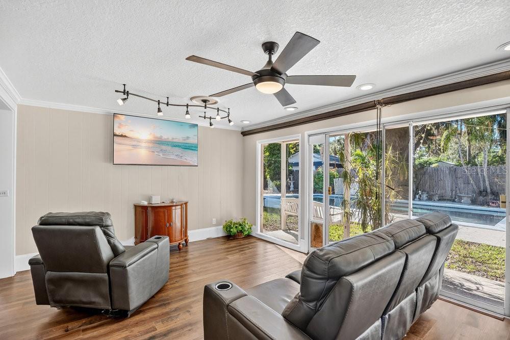 Image 32 of 77 For 2004 Lily Court