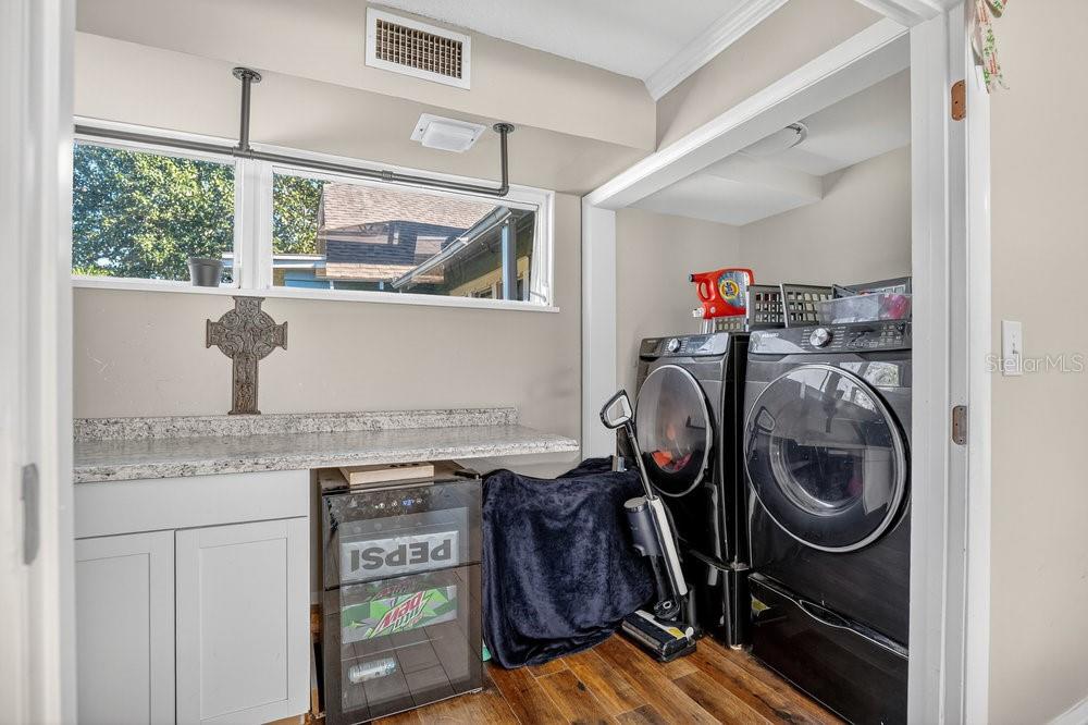 Image 59 of 77 For 2004 Lily Court