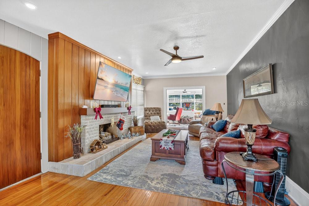 Image 6 of 77 For 2004 Lily Court