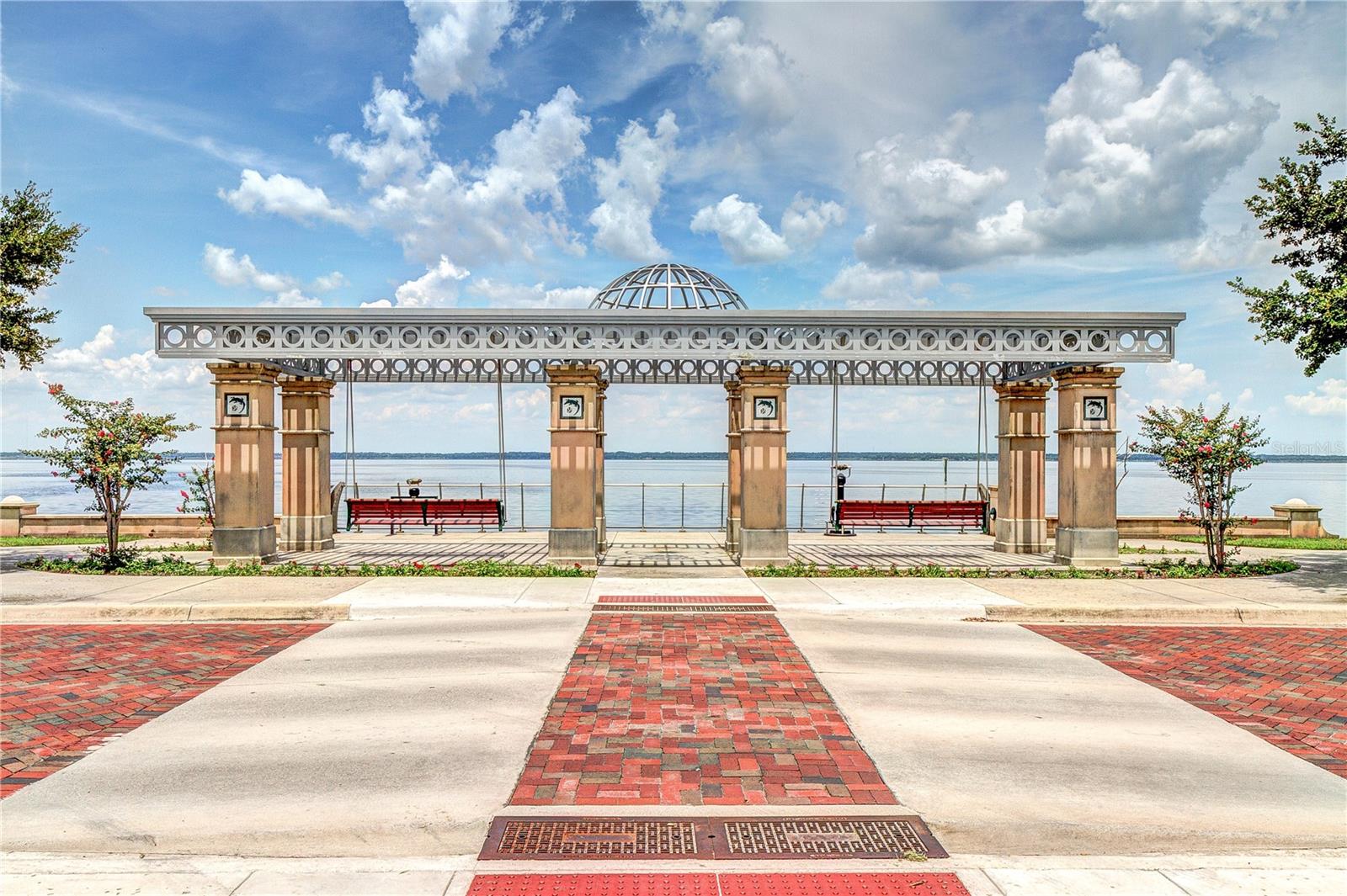 Image 71 of 77 For 2004 Lily Court