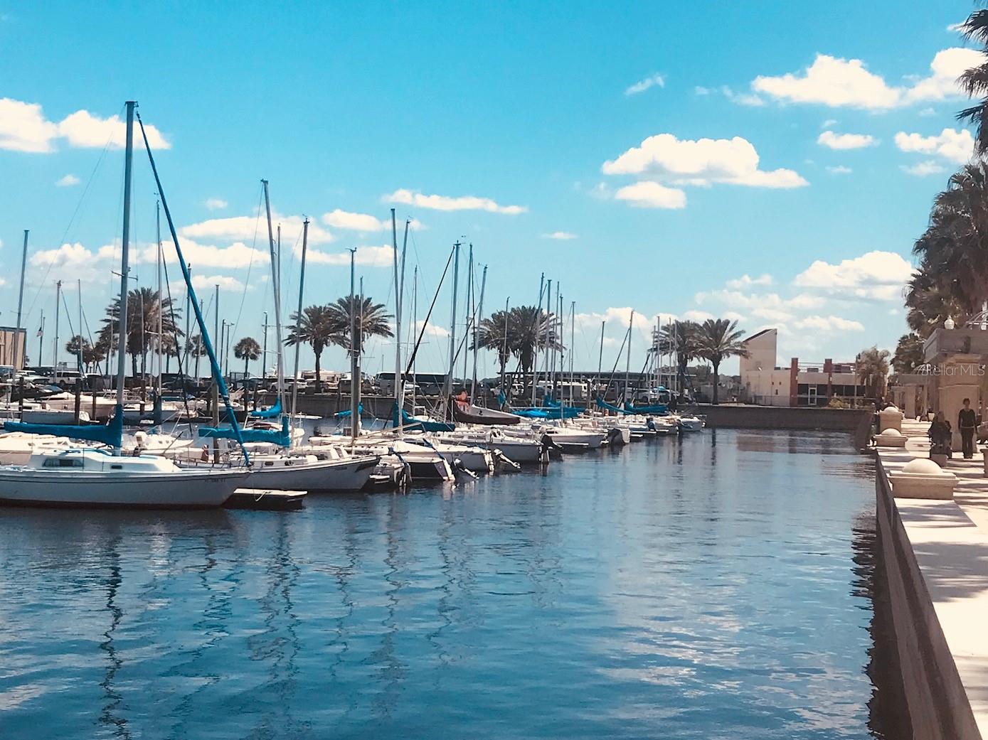 Image 72 of 77 For 2004 Lily Court