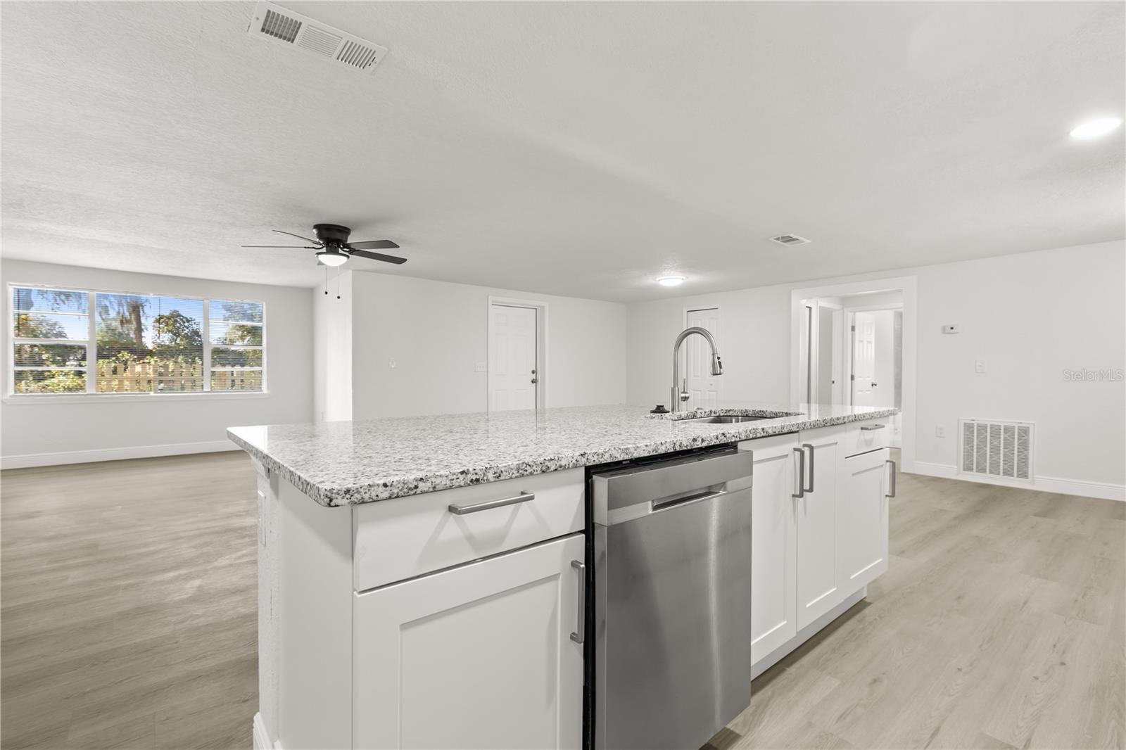 Image 10 of 37 For 1251 23rd Avenue