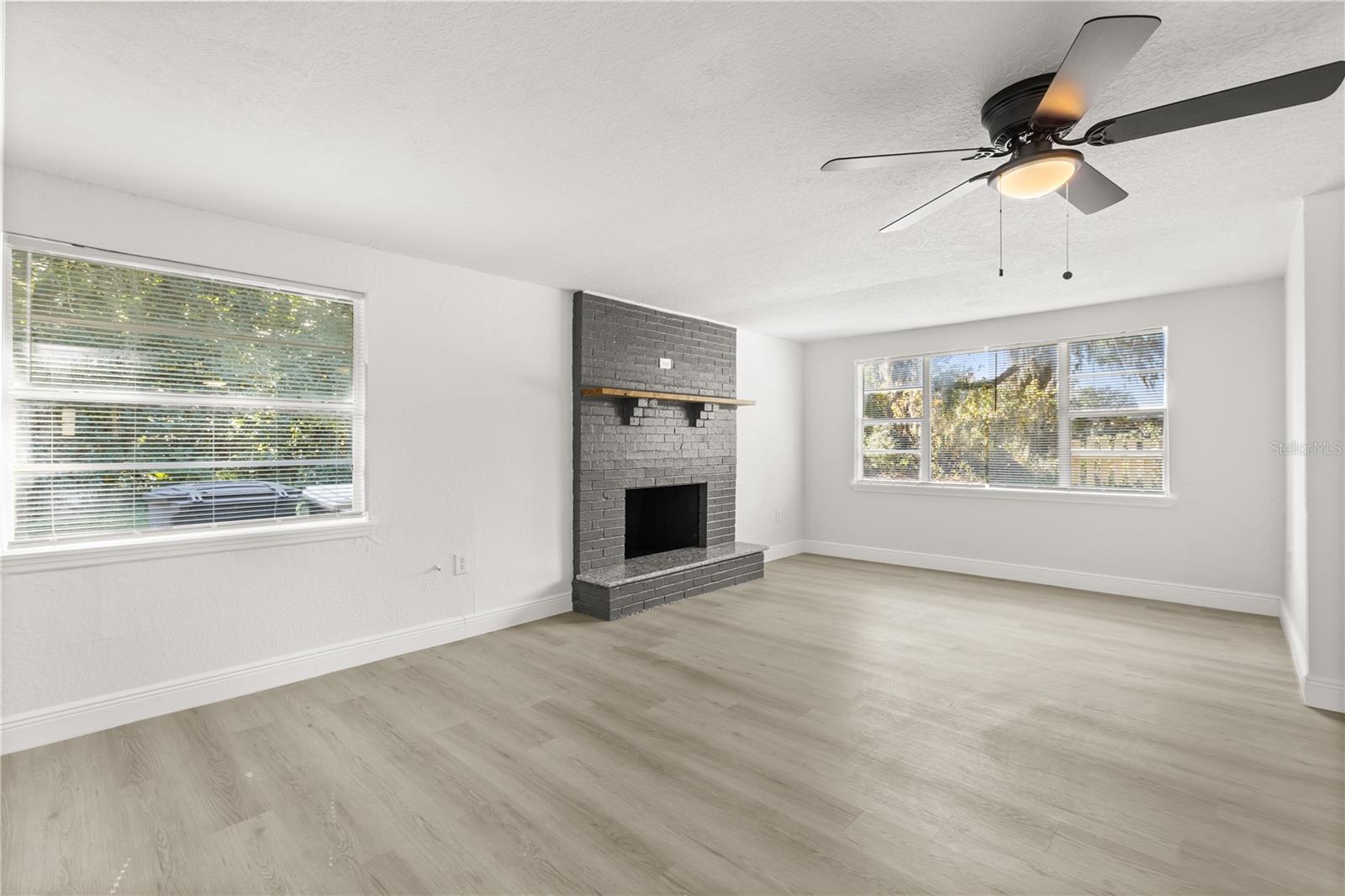 Image 5 of 37 For 1251 23rd Avenue