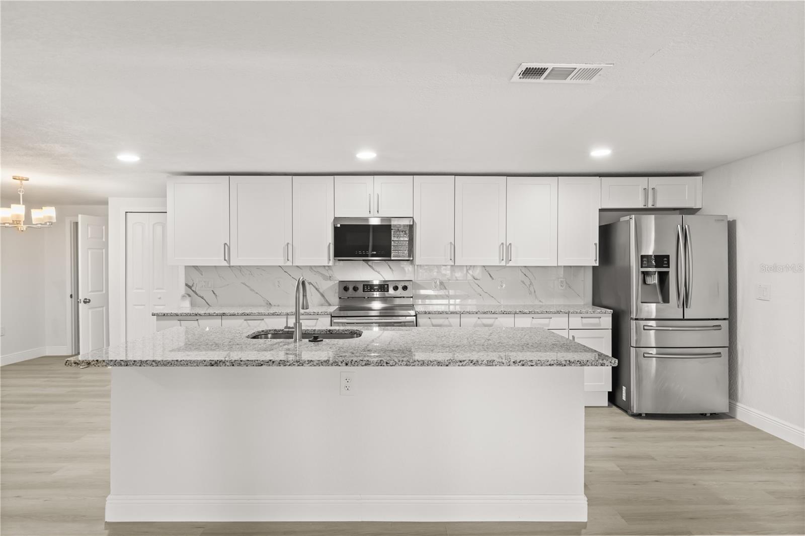 Image 8 of 37 For 1251 23rd Avenue