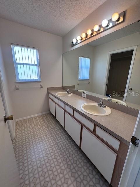 Image 23 of 28 For 1353 Ivy Meadow Drive