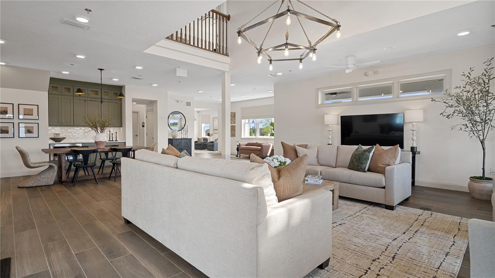 Image 16 of 19 For 5629 Ronin Drive