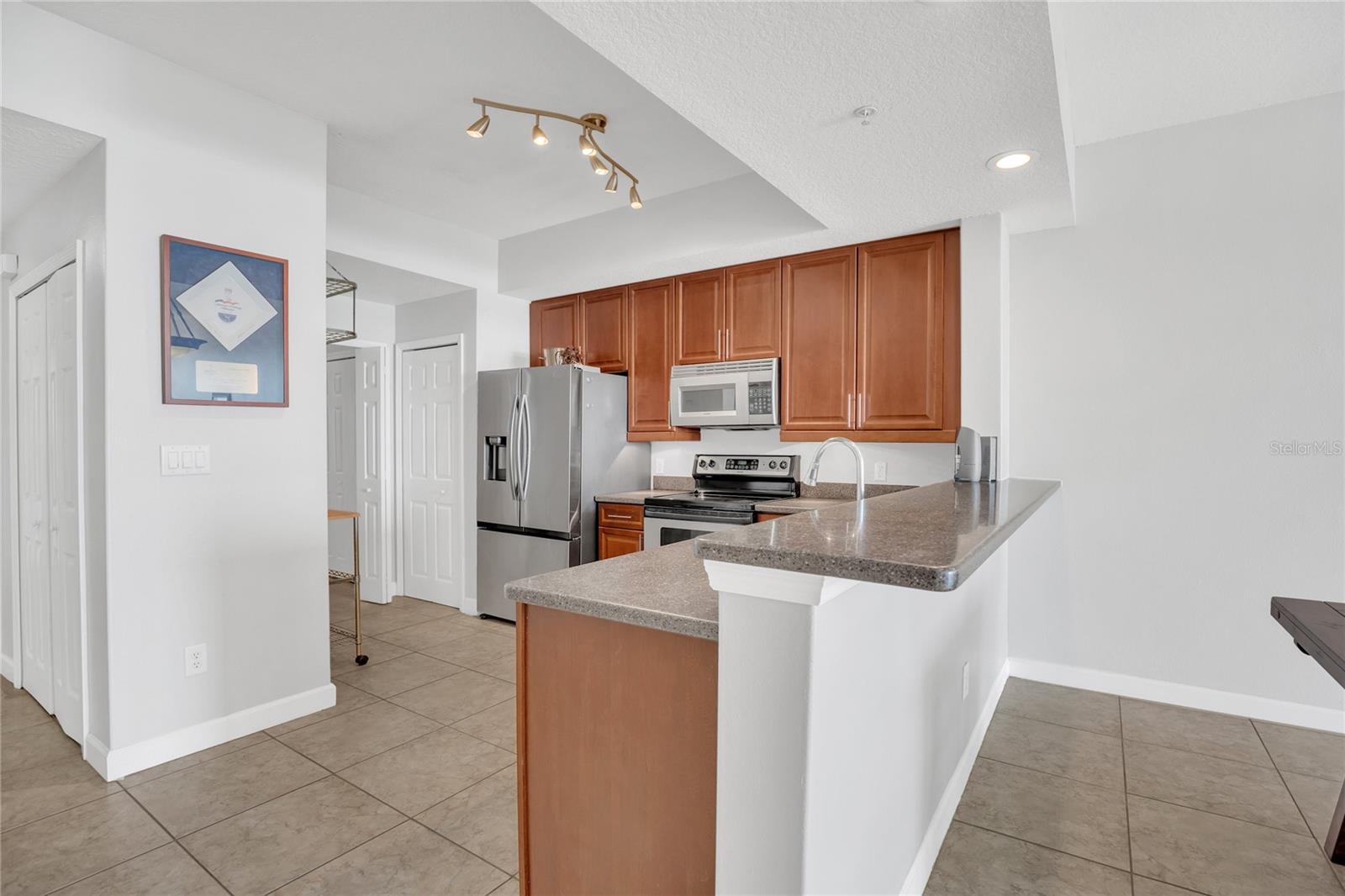 Image 8 of 43 For 6336 Buford Street 405