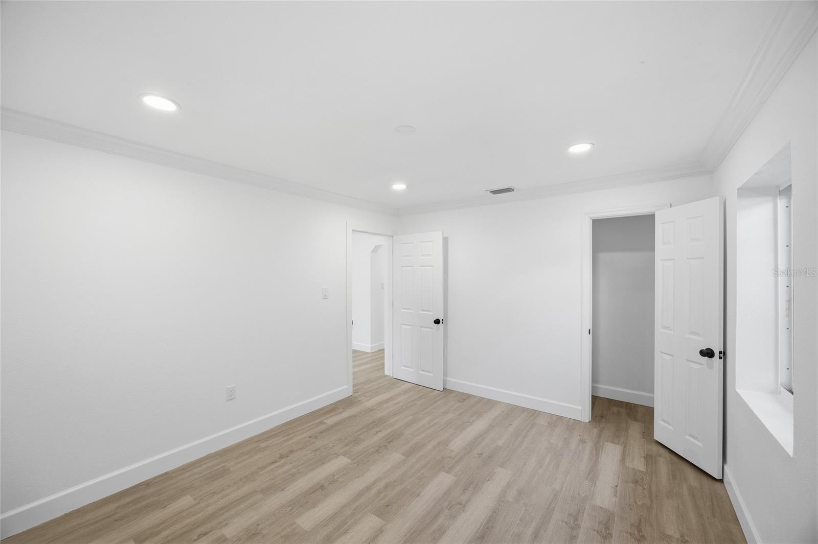 Image 13 of 24 For 1908 Macomber Avenue