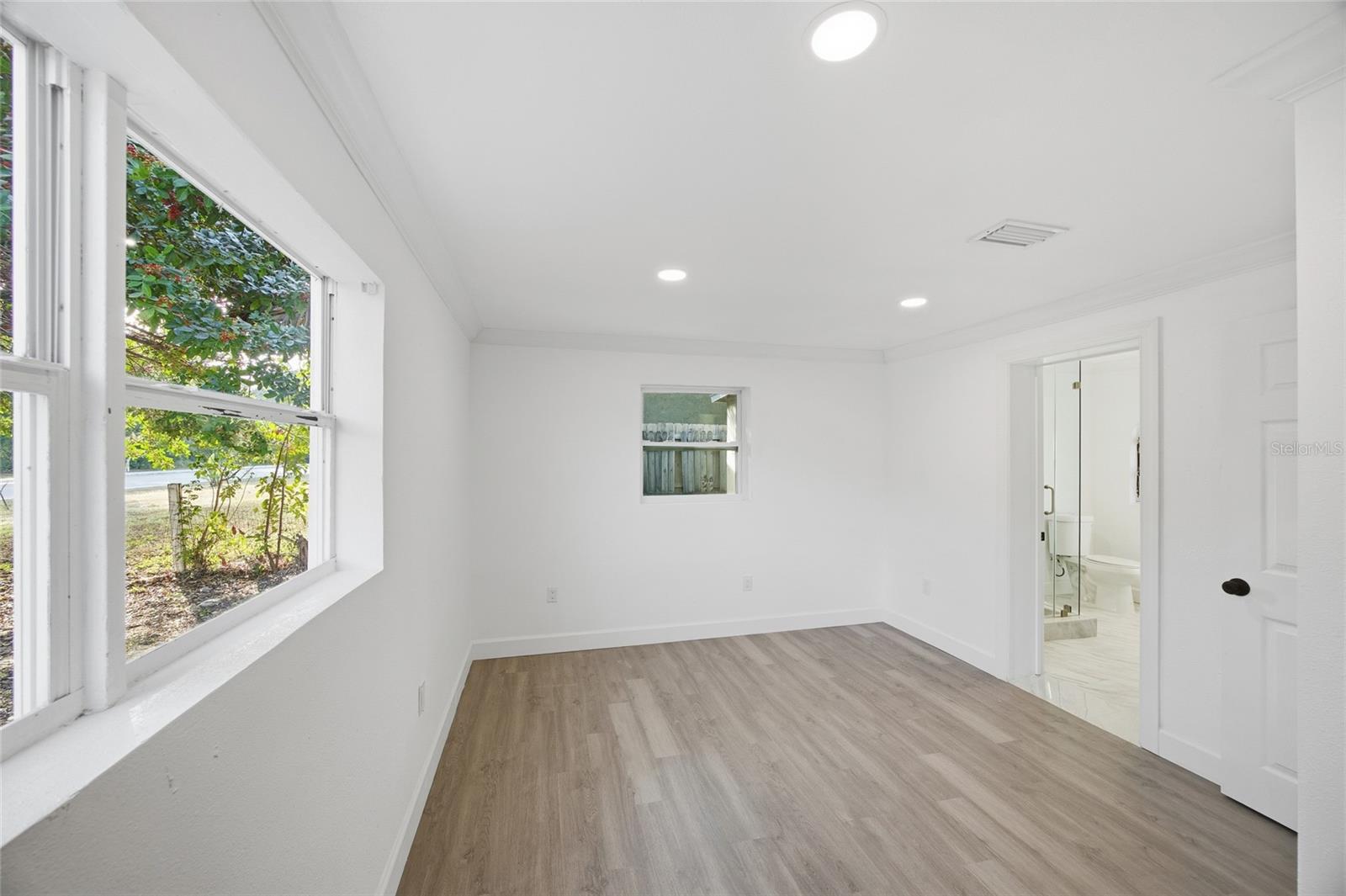 Image 18 of 24 For 1908 Macomber Avenue