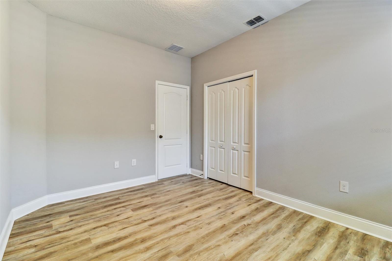 Image 19 of 26 For 1856 Napoli Drive