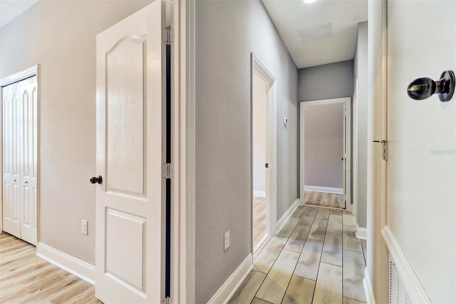 Image 21 of 26 For 1856 Napoli Drive