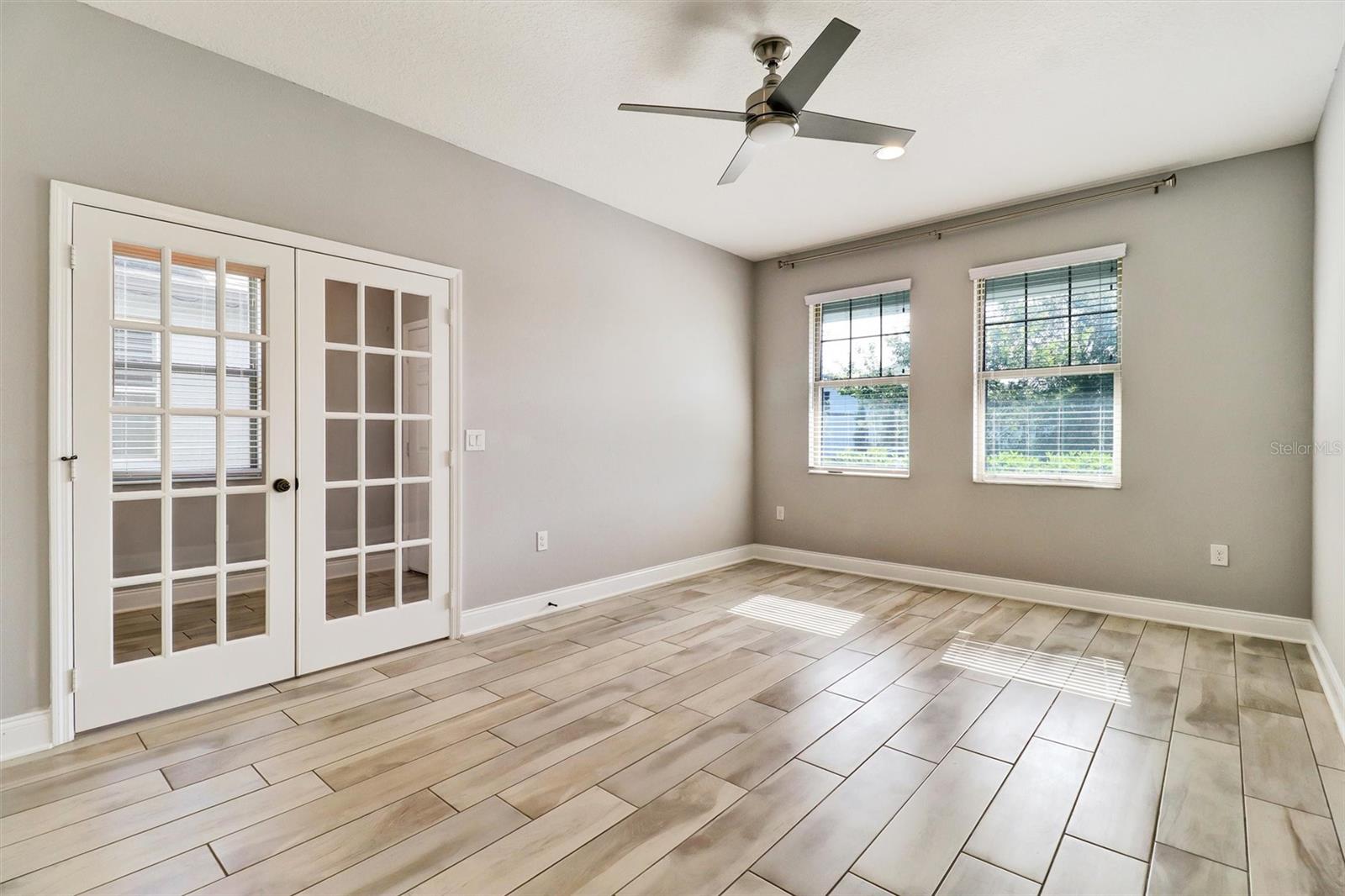 Image 8 of 26 For 1856 Napoli Drive