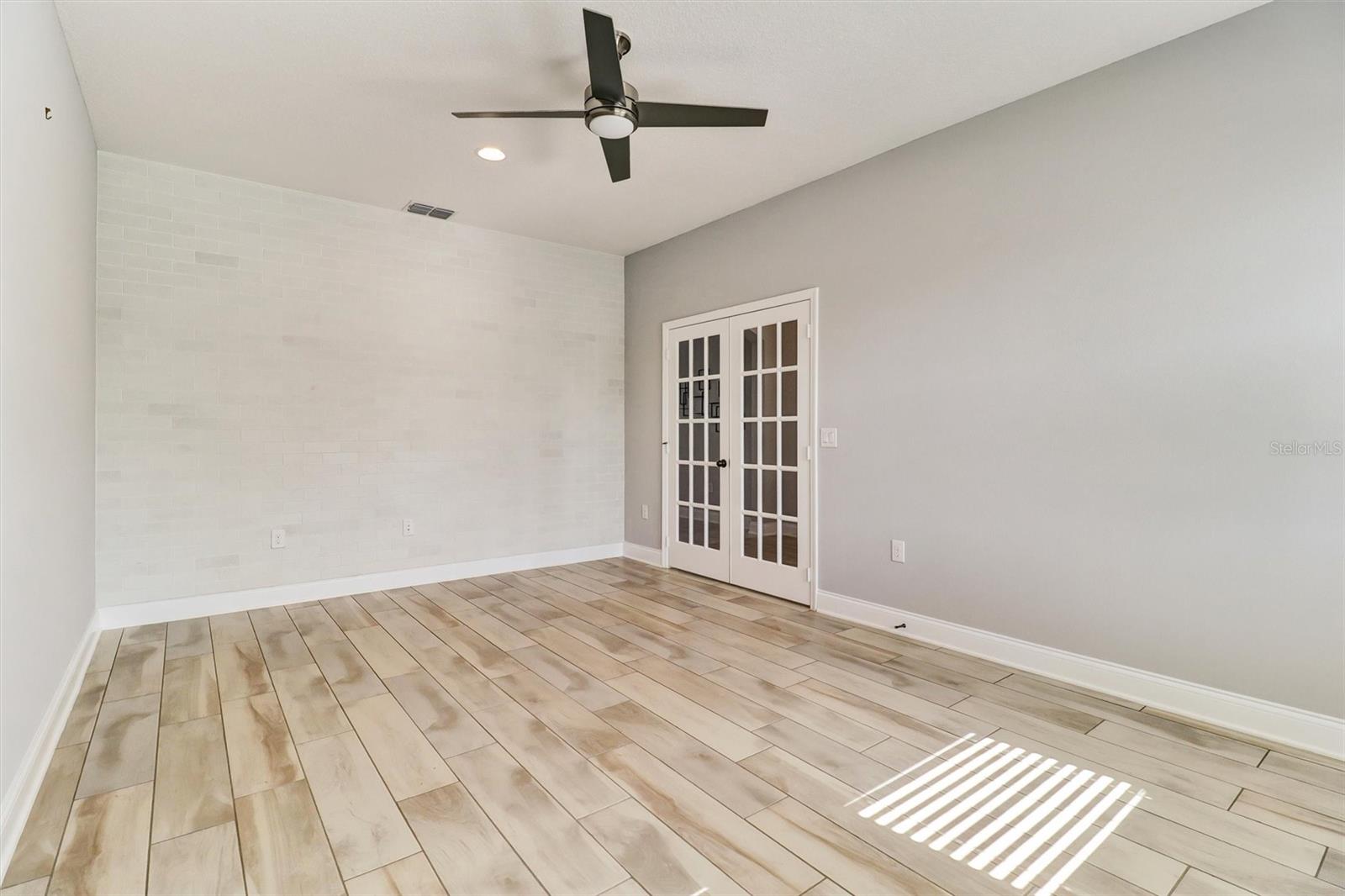 Image 9 of 26 For 1856 Napoli Drive