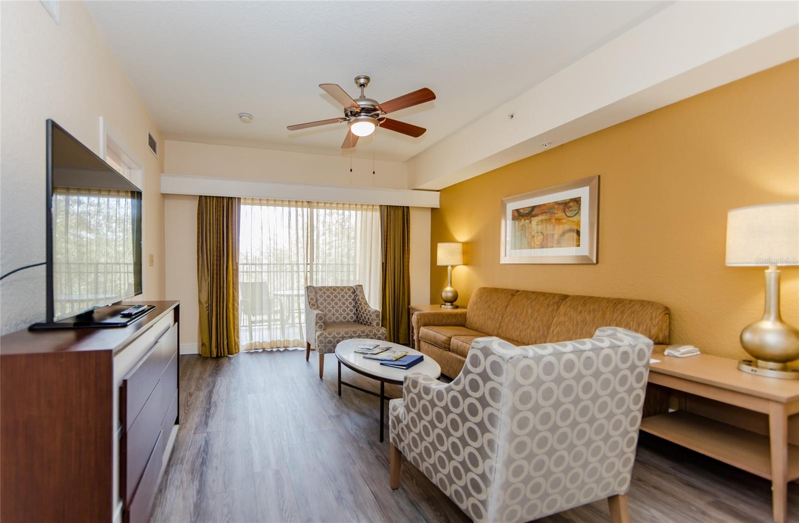 Image 18 of 24 For 12538 Floridays Resort Drive 405-c