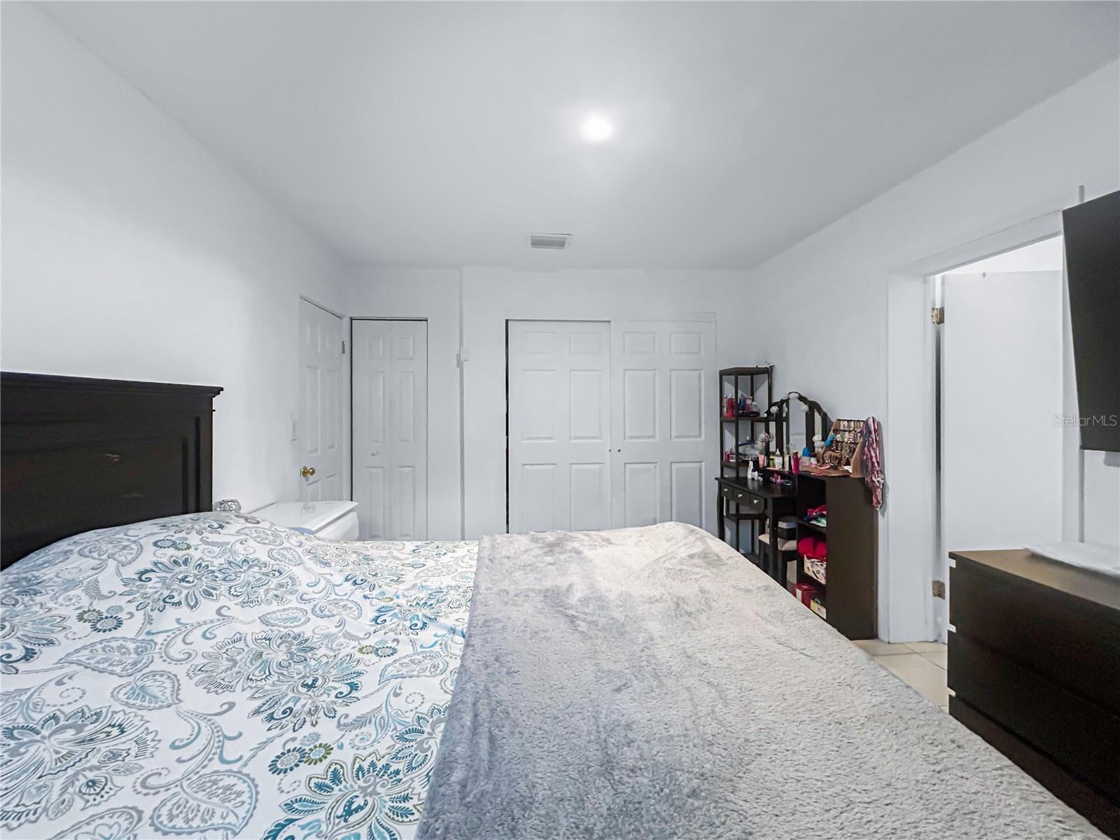 Image 9 of 17 For 608 Nelson Street