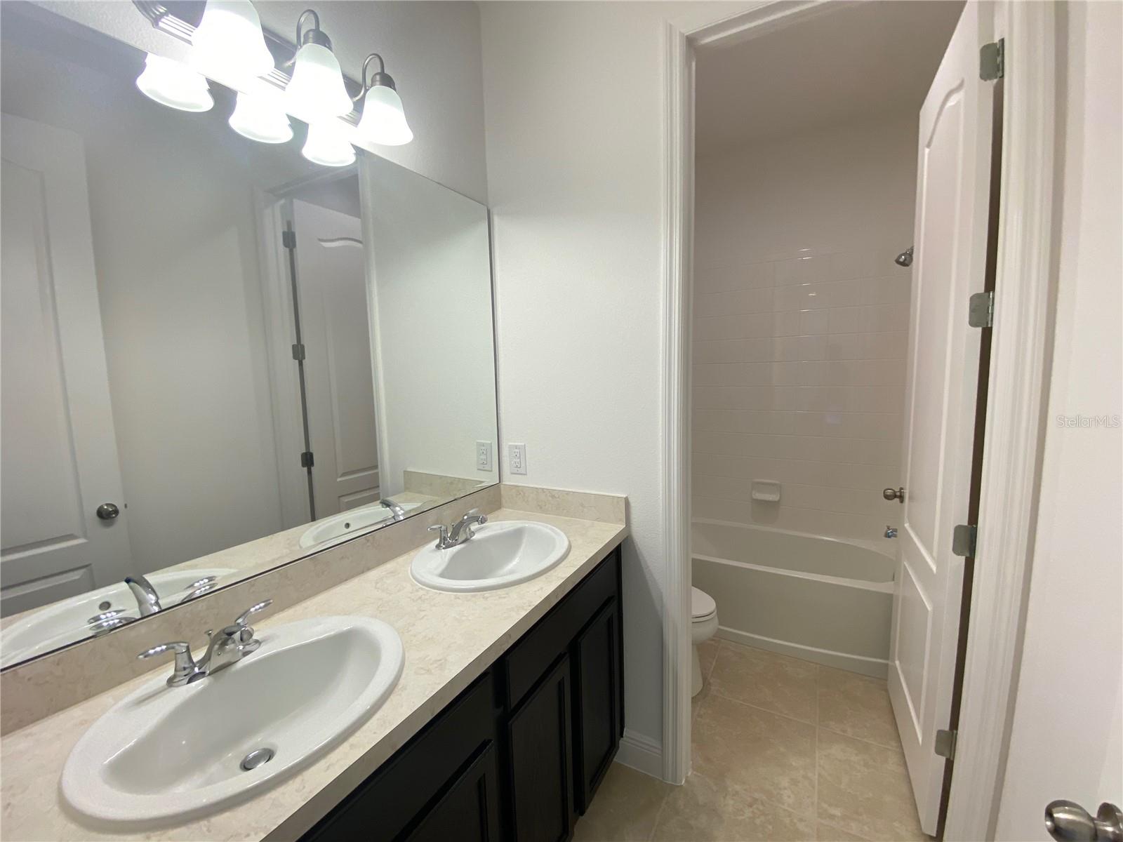 Image 12 of 18 For 4957 Olivia Court