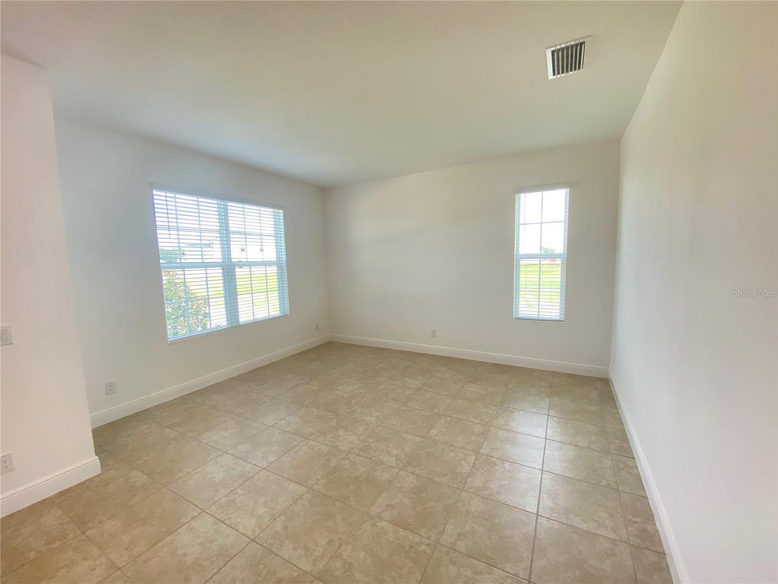 Image 4 of 18 For 4957 Olivia Court