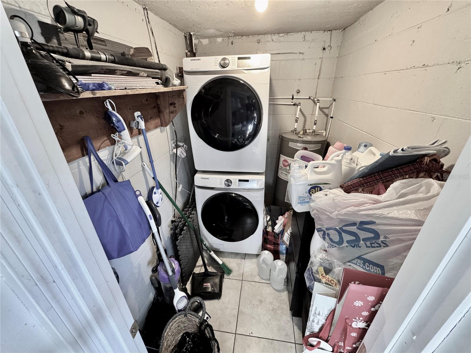 Image 8 of 17 For 3810 Johnson Street