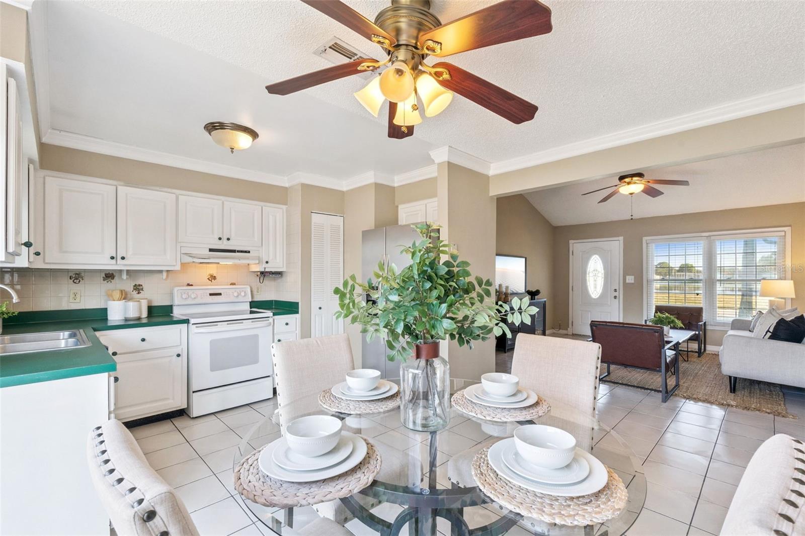 Image 12 of 23 For 100 Juarez Drive