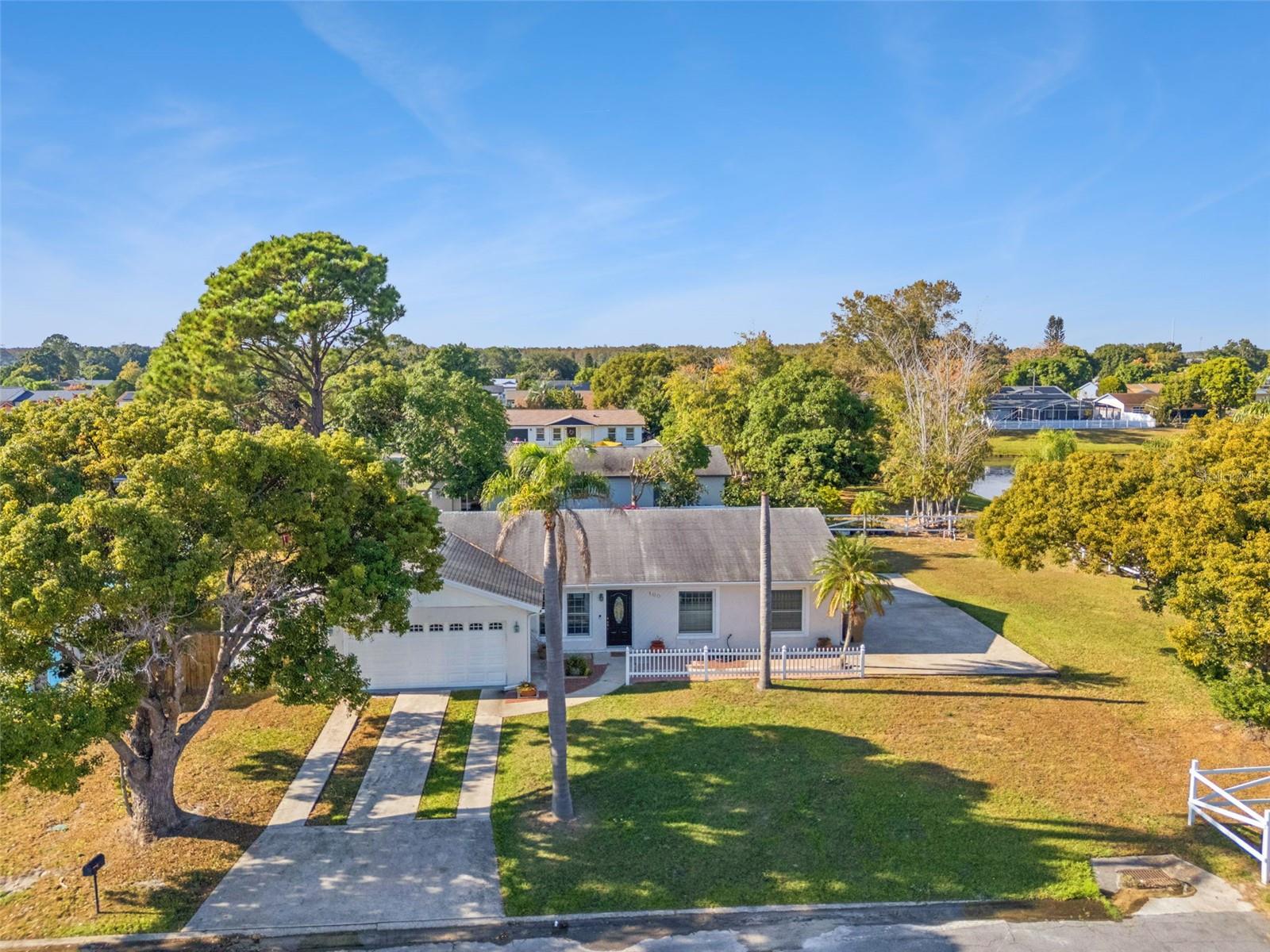 Image 22 of 23 For 100 Juarez Drive