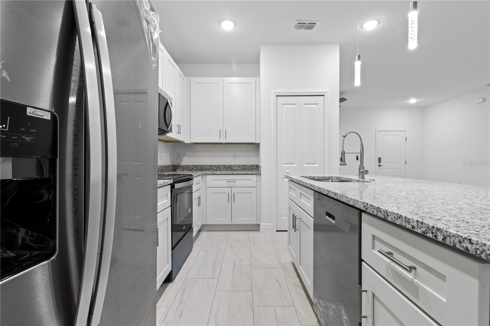 Image 11 of 33 For 1985 Corrine Street