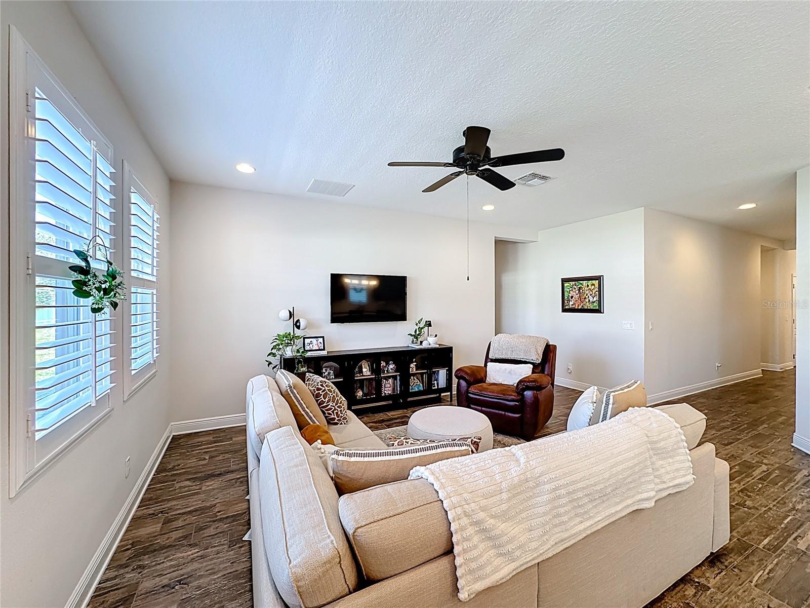 Image 14 of 31 For 3185 Hardwood Hammock Drive