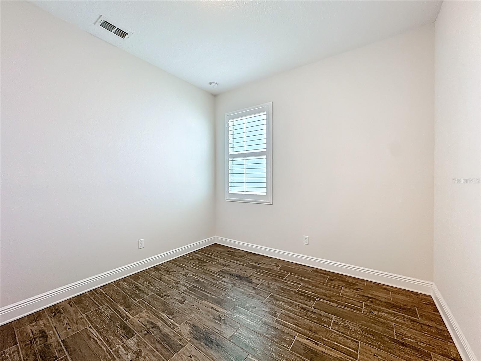 Image 7 of 31 For 3185 Hardwood Hammock Drive