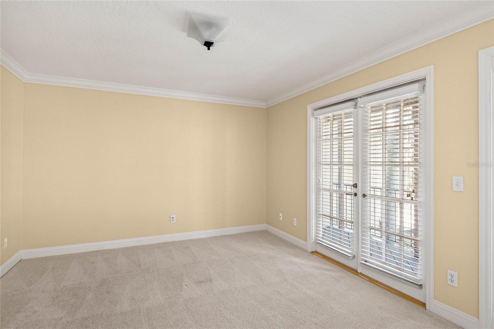 Image 18 of 32 For 1134 Washington Avenue 13