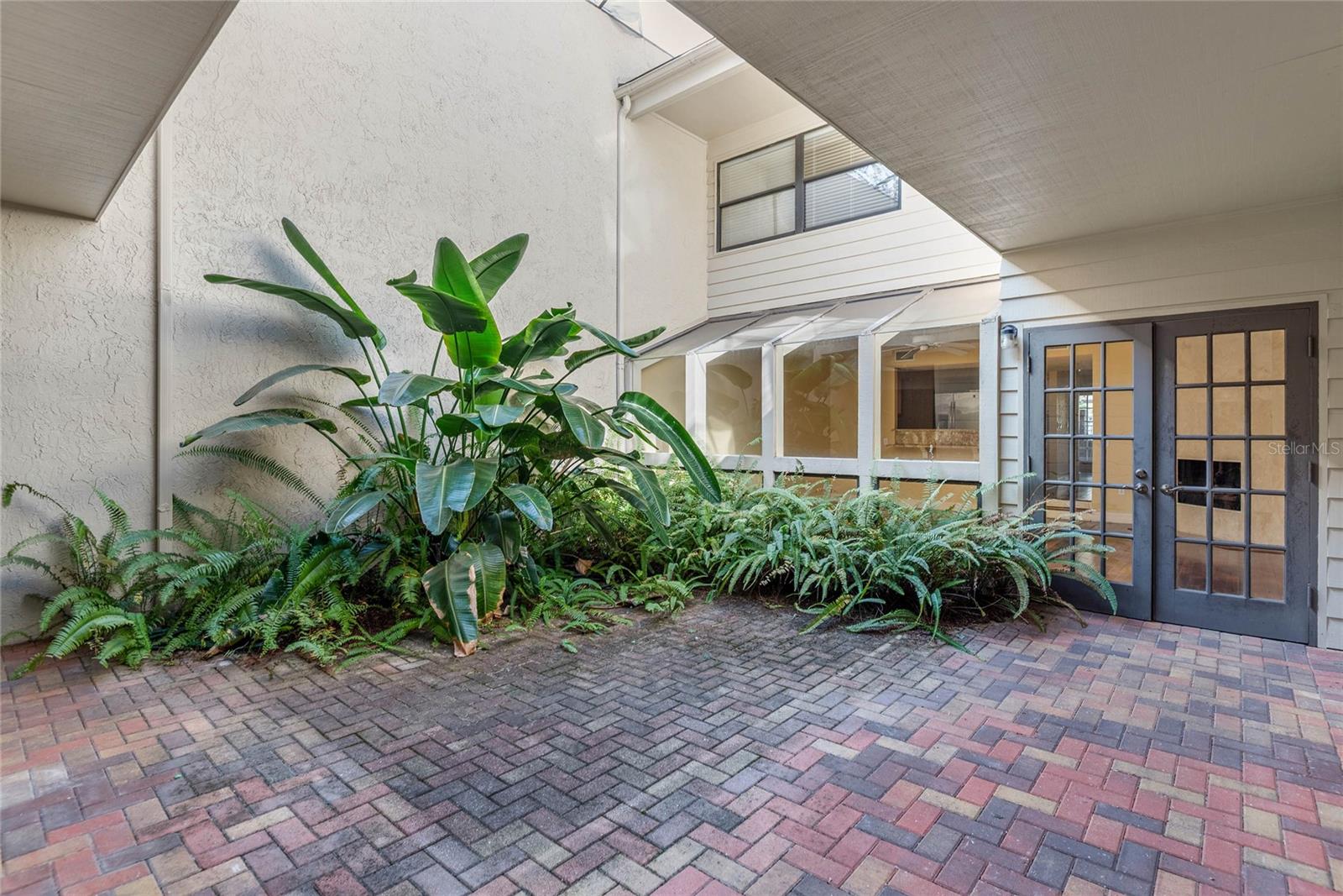 Image 30 of 32 For 1134 Washington Avenue 13