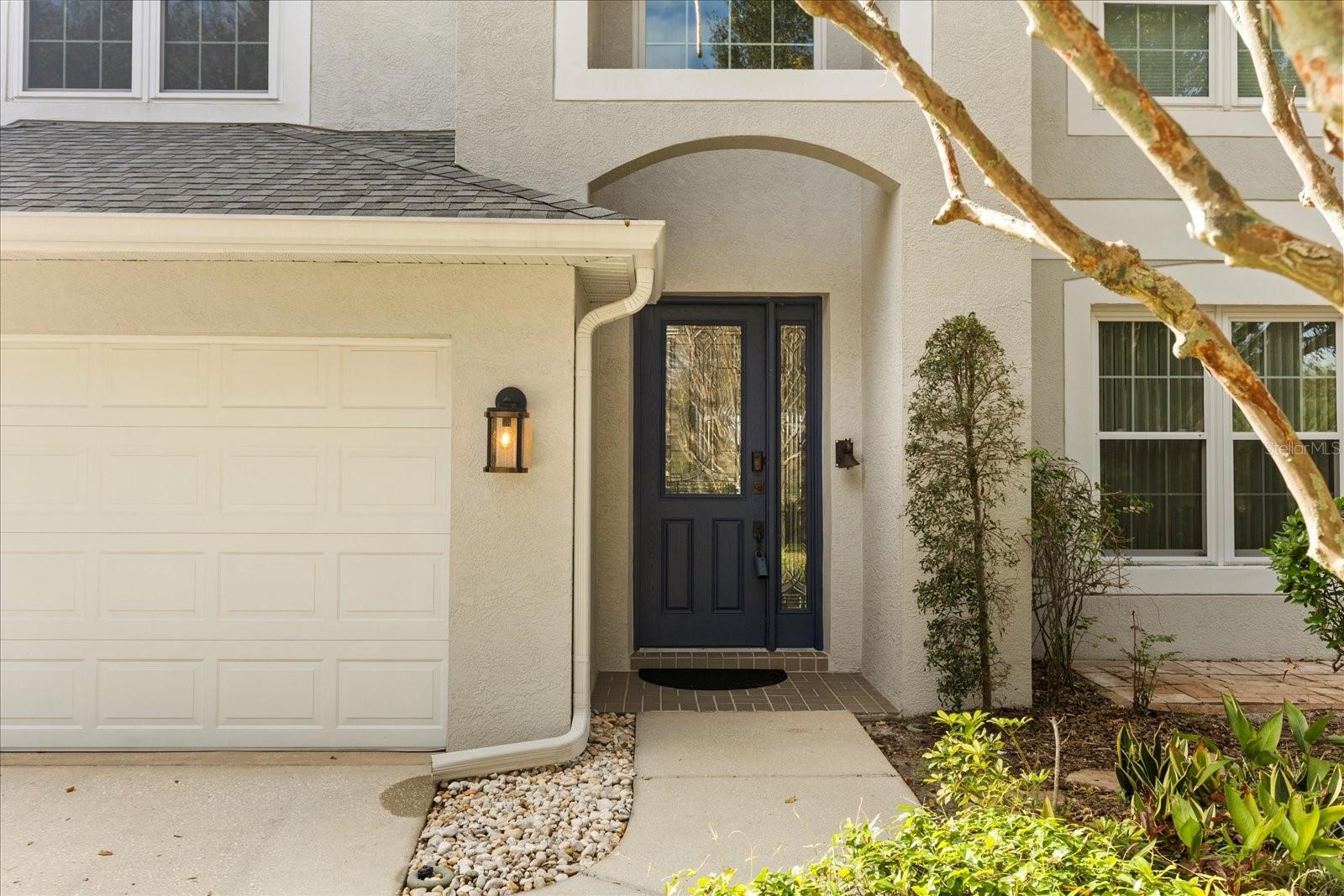 Listing photo id 0 for 9005 Pinebreeze Drive