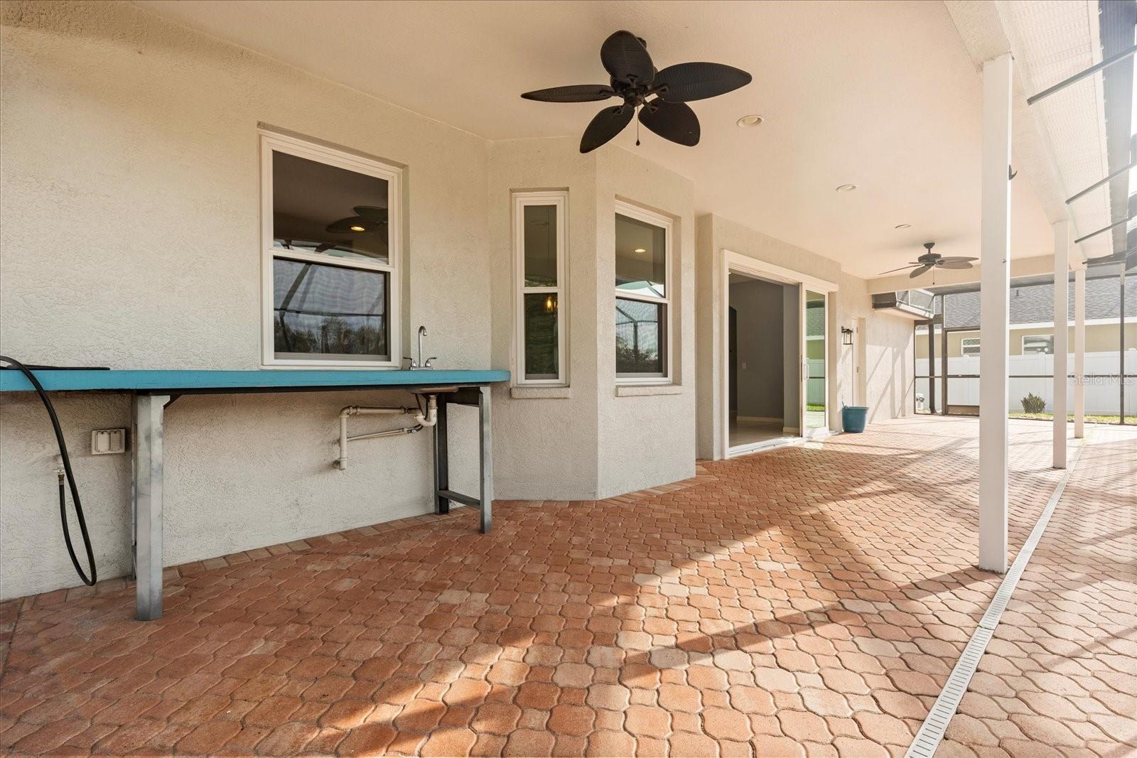 Listing photo id 32 for 9005 Pinebreeze Drive