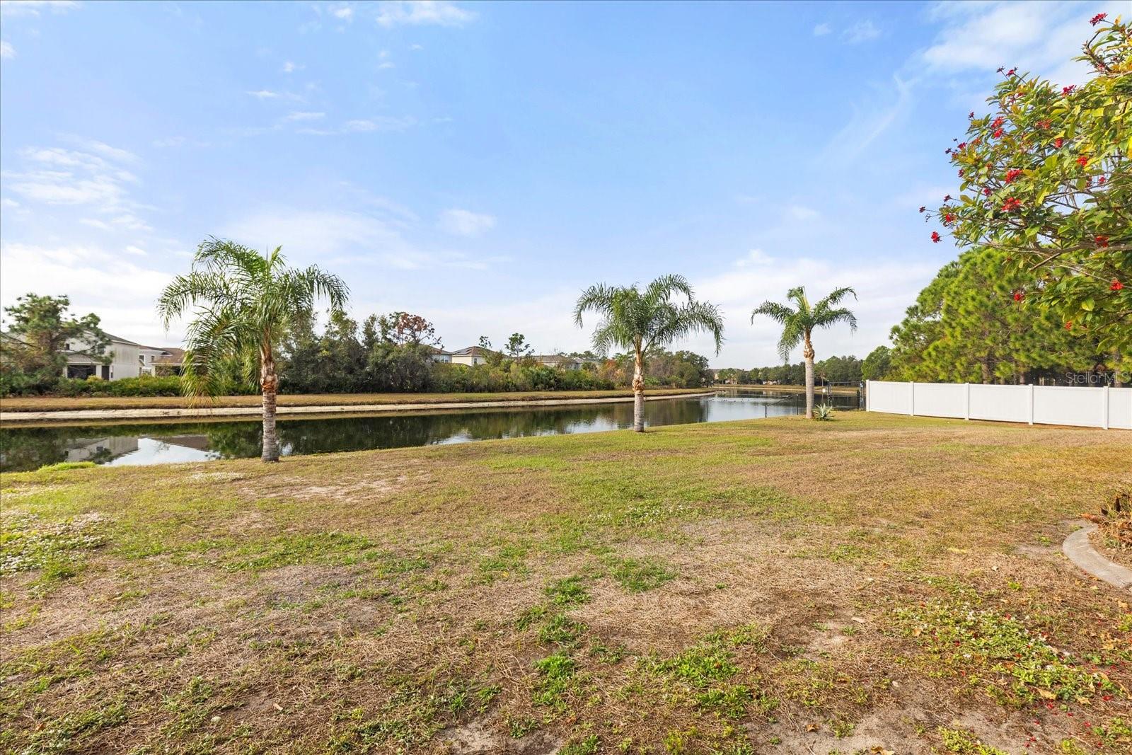 Listing photo id 37 for 9005 Pinebreeze Drive