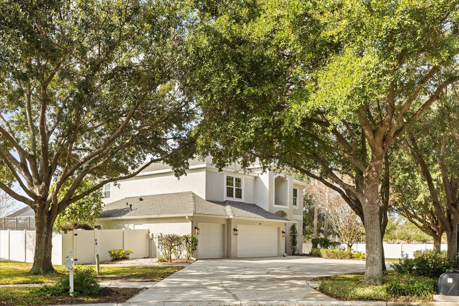 Listing photo id 38 for 9005 Pinebreeze Drive