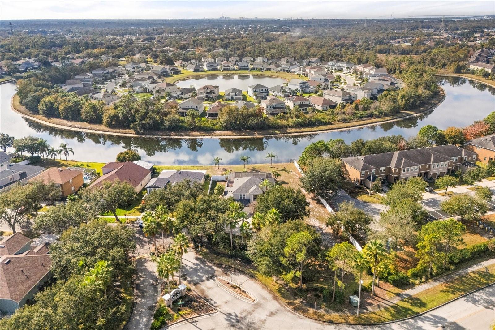 Listing photo id 39 for 9005 Pinebreeze Drive