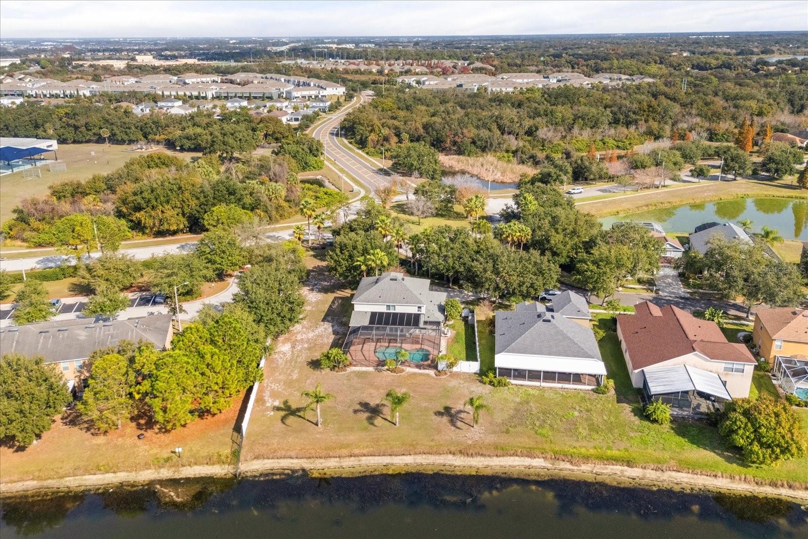 Listing photo id 40 for 9005 Pinebreeze Drive