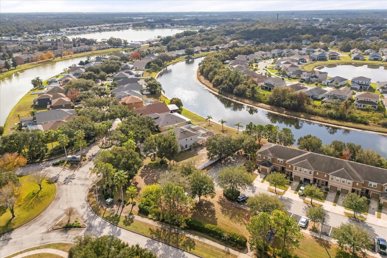 Listing photo id 43 for 9005 Pinebreeze Drive