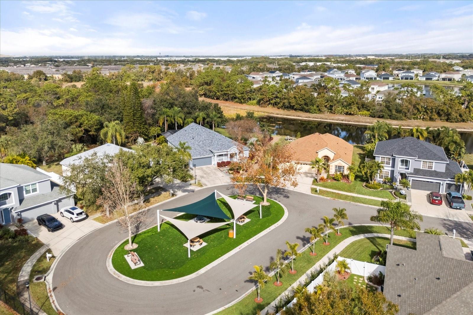 Listing photo id 46 for 9005 Pinebreeze Drive