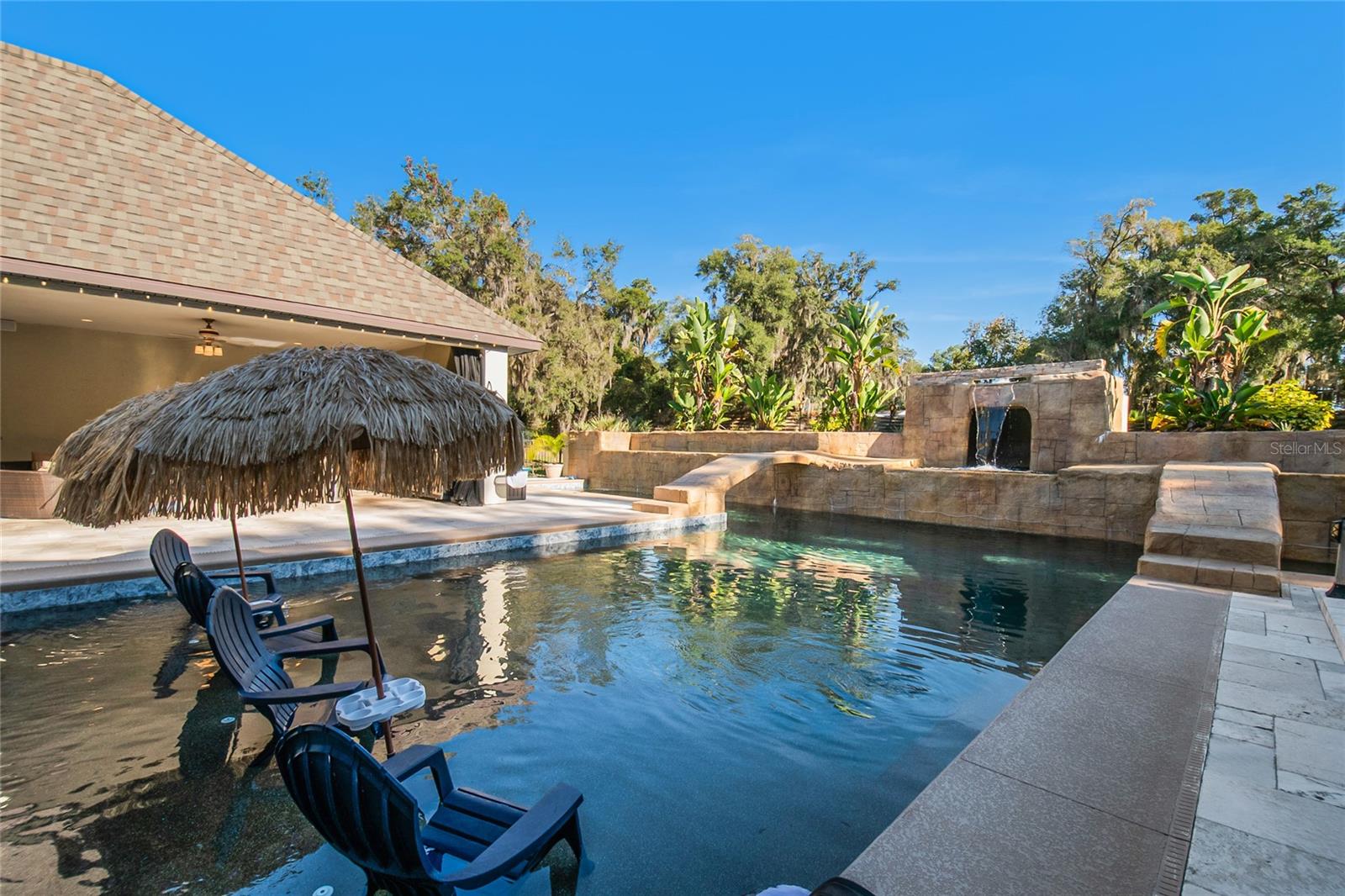 Image 13 of 94 For 183 Mcgregor Road