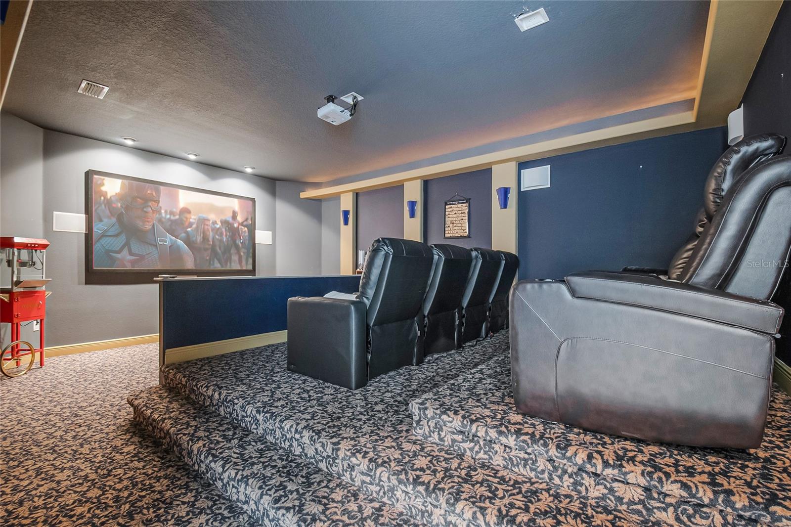 Image 32 of 94 For 183 Mcgregor Road