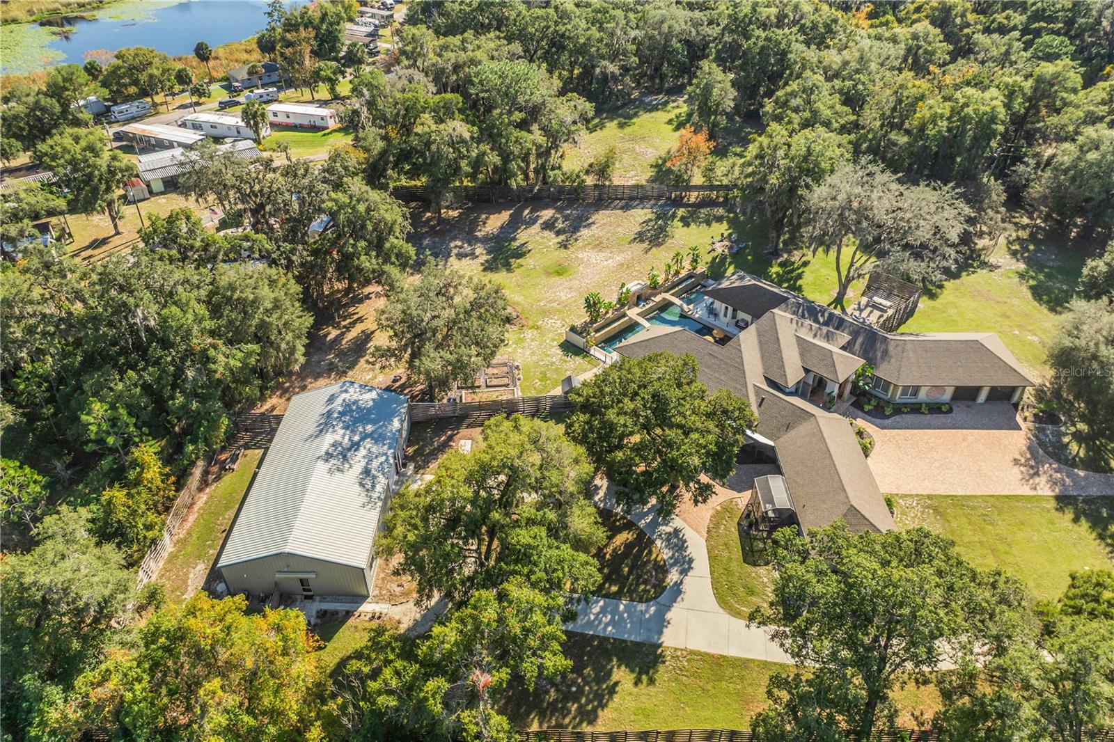 Image 4 of 94 For 183 Mcgregor Road