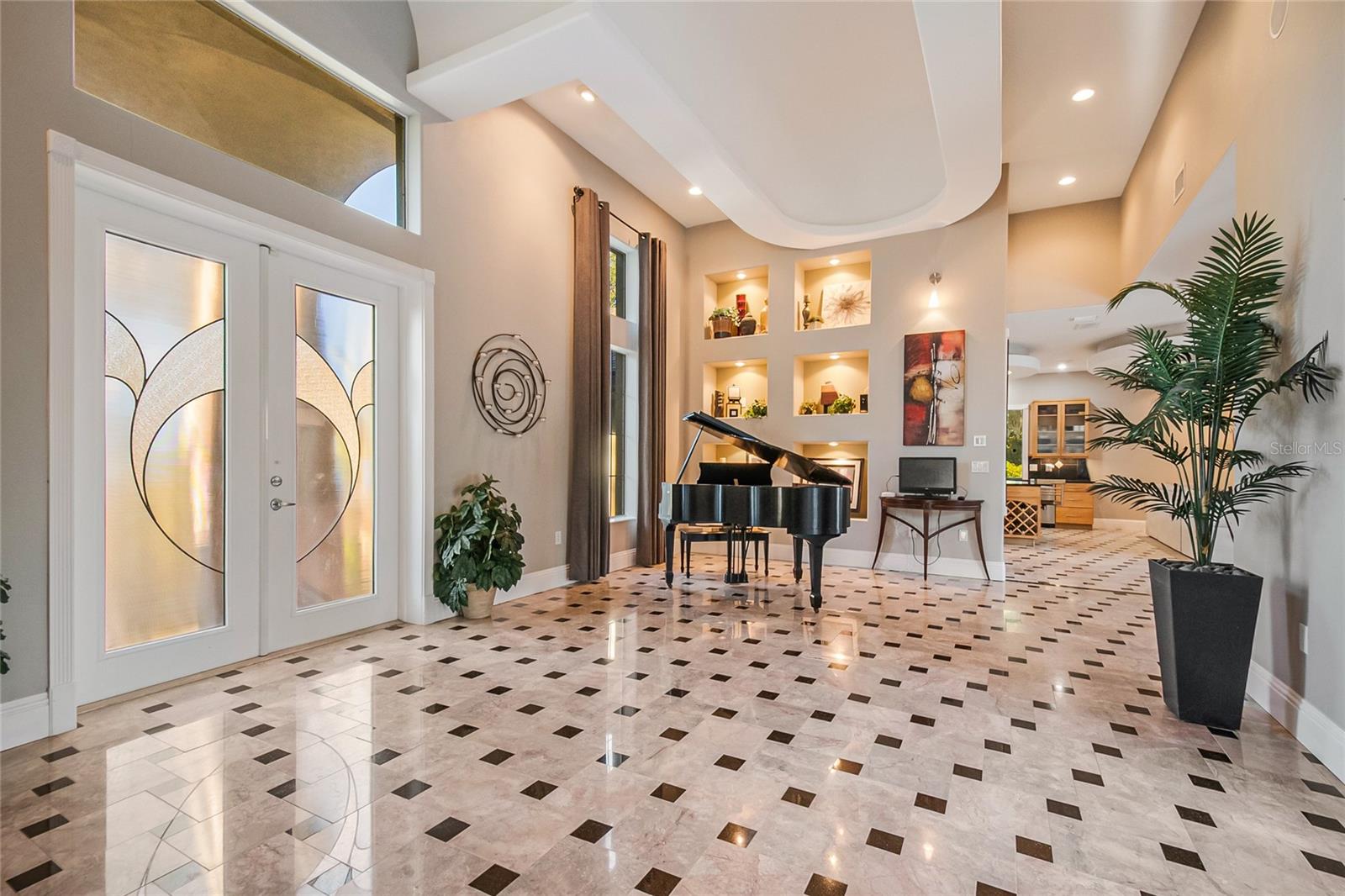 Image 49 of 94 For 183 Mcgregor Road