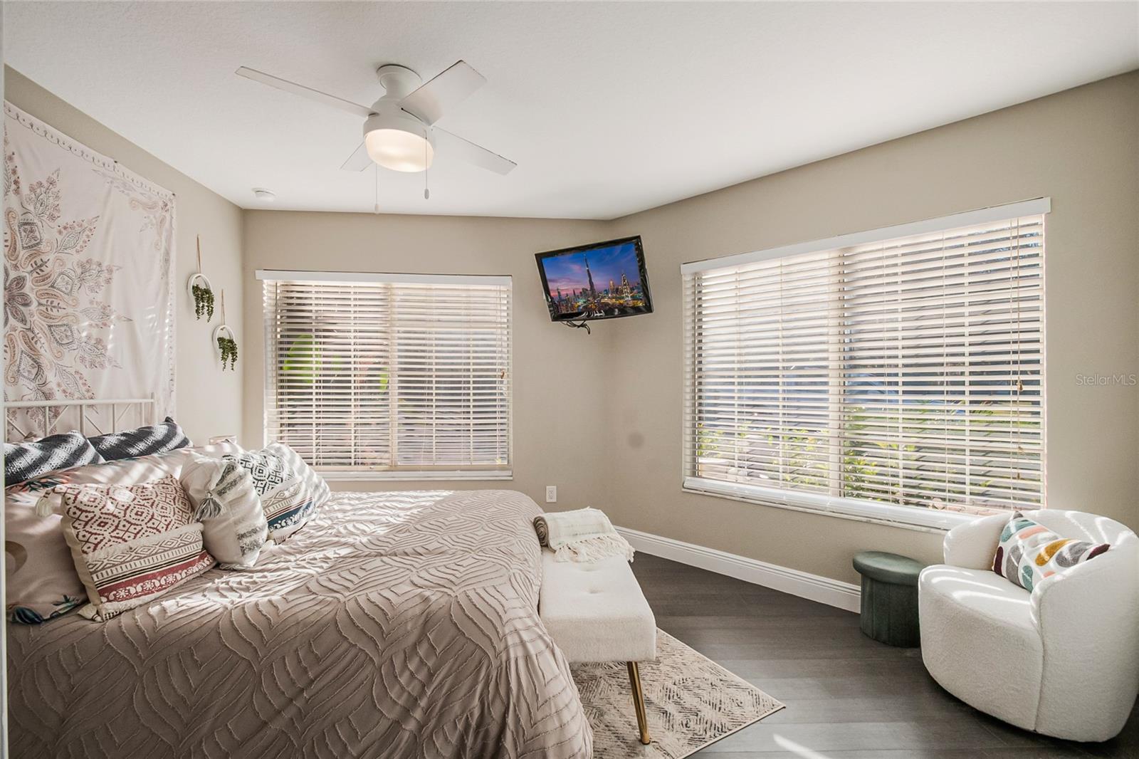 Image 69 of 94 For 183 Mcgregor Road